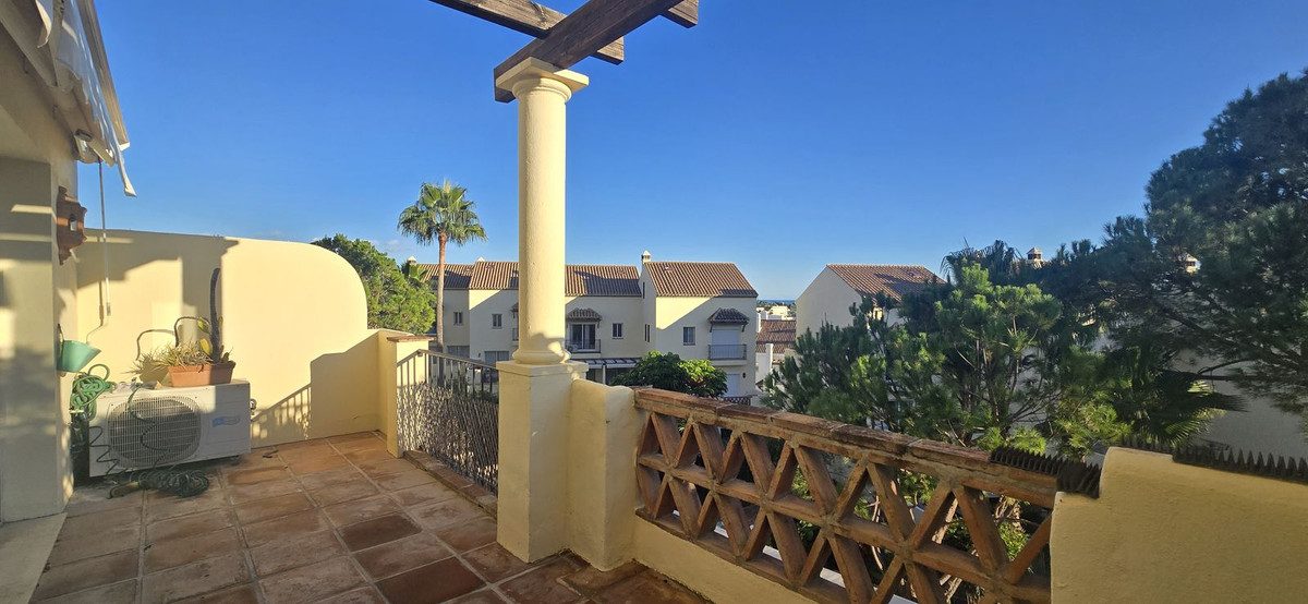 Penthouse in Marbella, Costa del Sol – 3 beds – 675000 € - photo 12 of 19