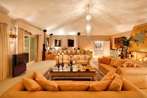 Detached Villa in Marbella, Costa del Sol – 10 beds – 10000000 € - photo 10 of 37