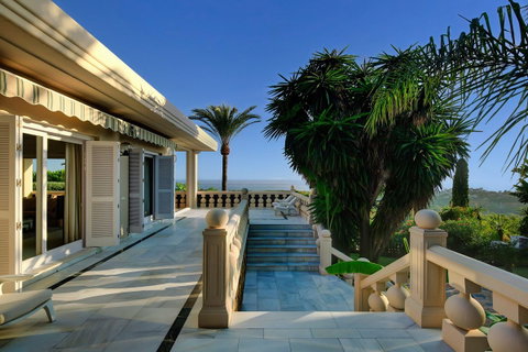 Detached Villa in Marbella, Costa del Sol – 10 beds – 10000000 € - photo 12 of 37