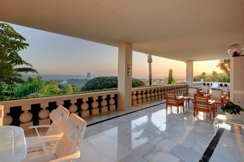 Detached Villa in Marbella, Costa del Sol – 10 beds – 10000000 € - photo 13 of 37
