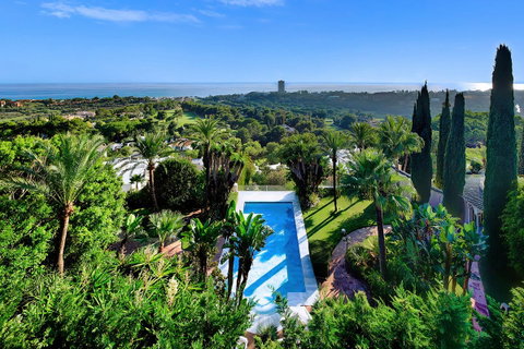 Detached Villa in Marbella, Costa del Sol – 10 beds – 10000000 € - photo 26 of 37