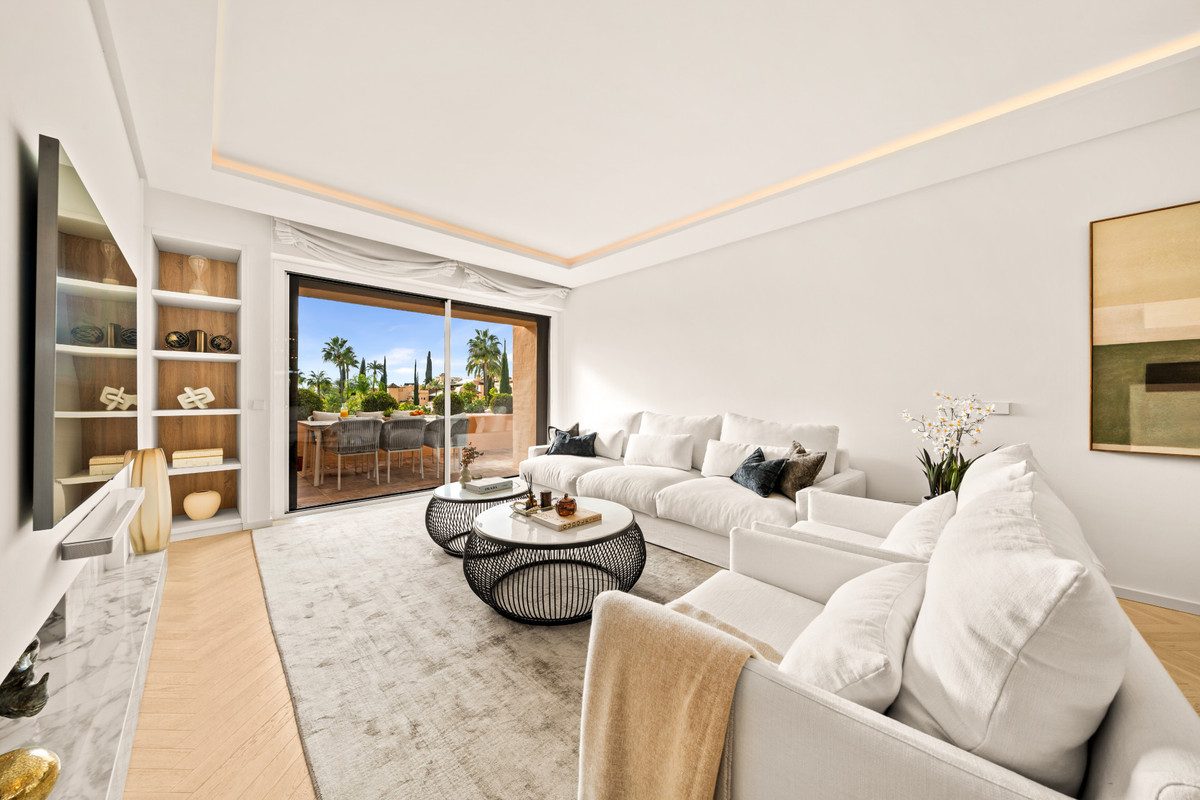 Penthouse Duplex in Torremolinos, Costa del Sol – 3 beds – 925000 € - photo 1 of 45