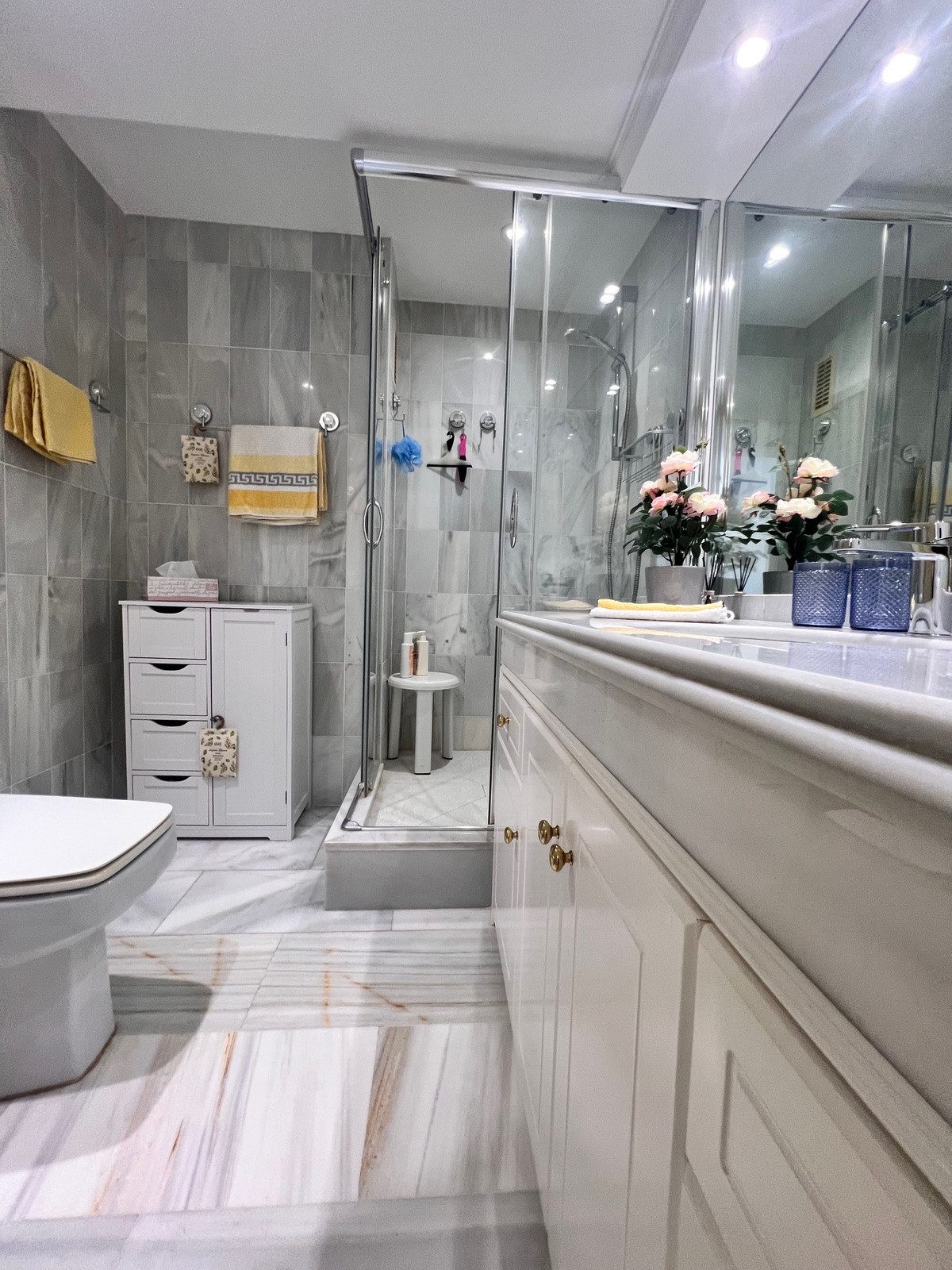 Penthouse in Estepona, Costa del Sol – 2 beds – 399000 € - photo 13 of 22