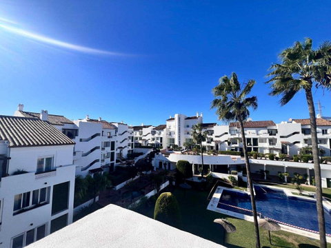 Penthouse in Estepona, Costa del Sol – 2 beds – 399000 € - photo 21 of 22