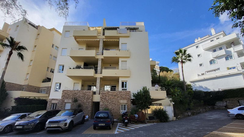 Middle Floor Apartment in Torremolinos, Costa del Sol – 2 beds – 230000 €