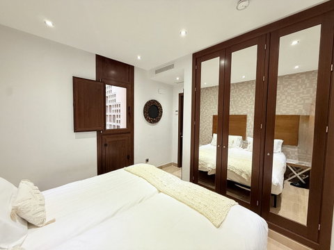 Middle Floor Apartment in Estepona, Costa del Sol – 3 beds – 690000 € - photo 28 of 38