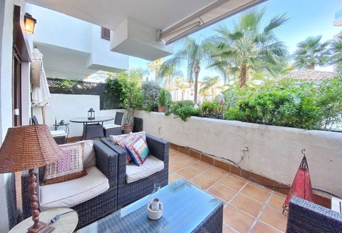 Ground Floor Apartment in Estepona, Costa del Sol – 1 beds – 275000 € - photo 2 of 37