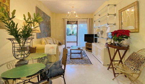 Ground Floor Apartment in Estepona, Costa del Sol – 1 beds – 275000 € - photo 3 of 37