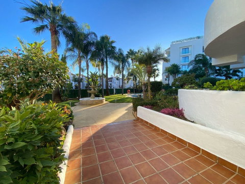 Ground Floor Apartment in Estepona, Costa del Sol – 1 beds – 275000 € - photo 25 of 37