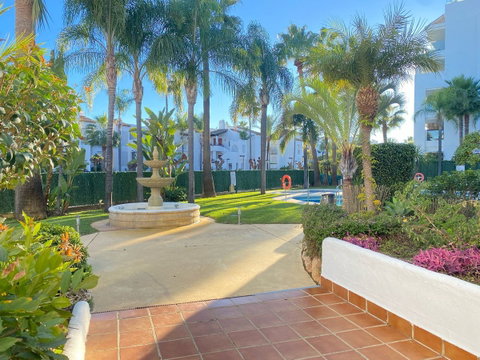 Ground Floor Apartment in Estepona, Costa del Sol – 1 beds – 275000 € - photo 26 of 37