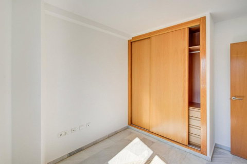 Middle Floor Apartment in Torremolinos, Costa del Sol – 3 beds – 295000 € - photo 10 of 28