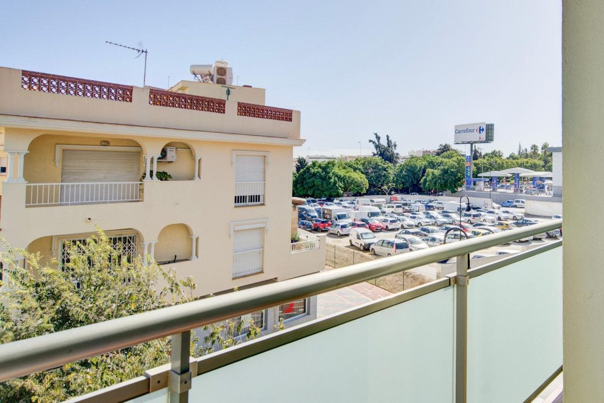 Middle Floor Apartment in Torremolinos, Costa del Sol – 3 beds – 295000 € - photo 13 of 28