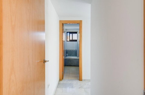 Middle Floor Apartment in Torremolinos, Costa del Sol – 3 beds – 295000 € - photo 16 of 28