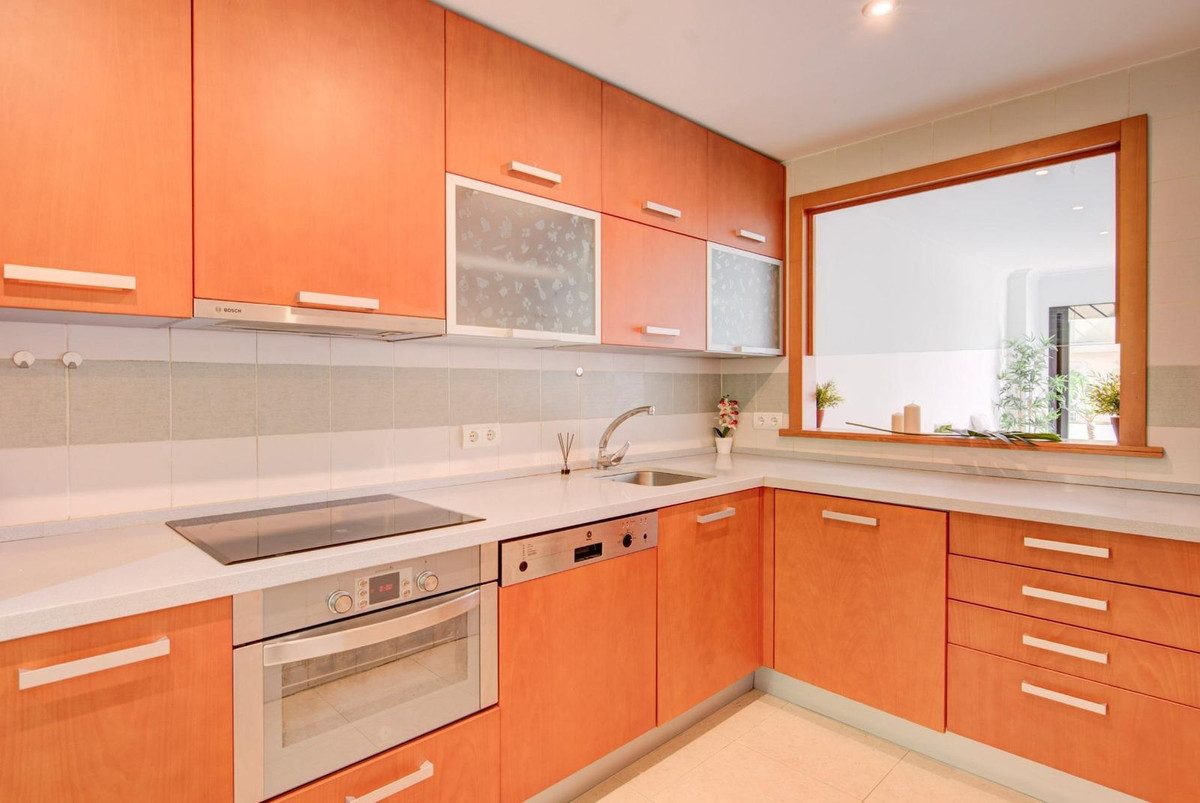 Middle Floor Apartment in Torremolinos, Costa del Sol – 3 beds – 295000 € - photo 20 of 28