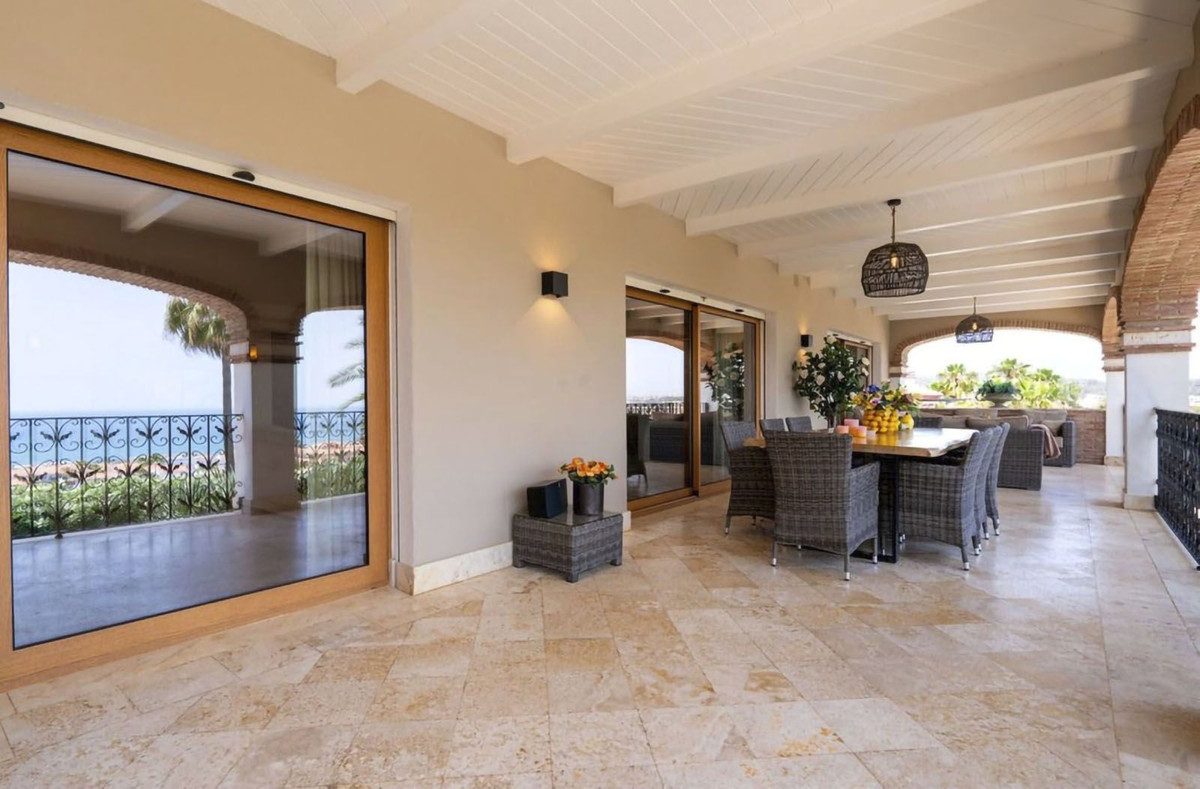 Detached Villa in Mijas, Costa del Sol – 5 beds – 3650000 € - photo 8 of 24