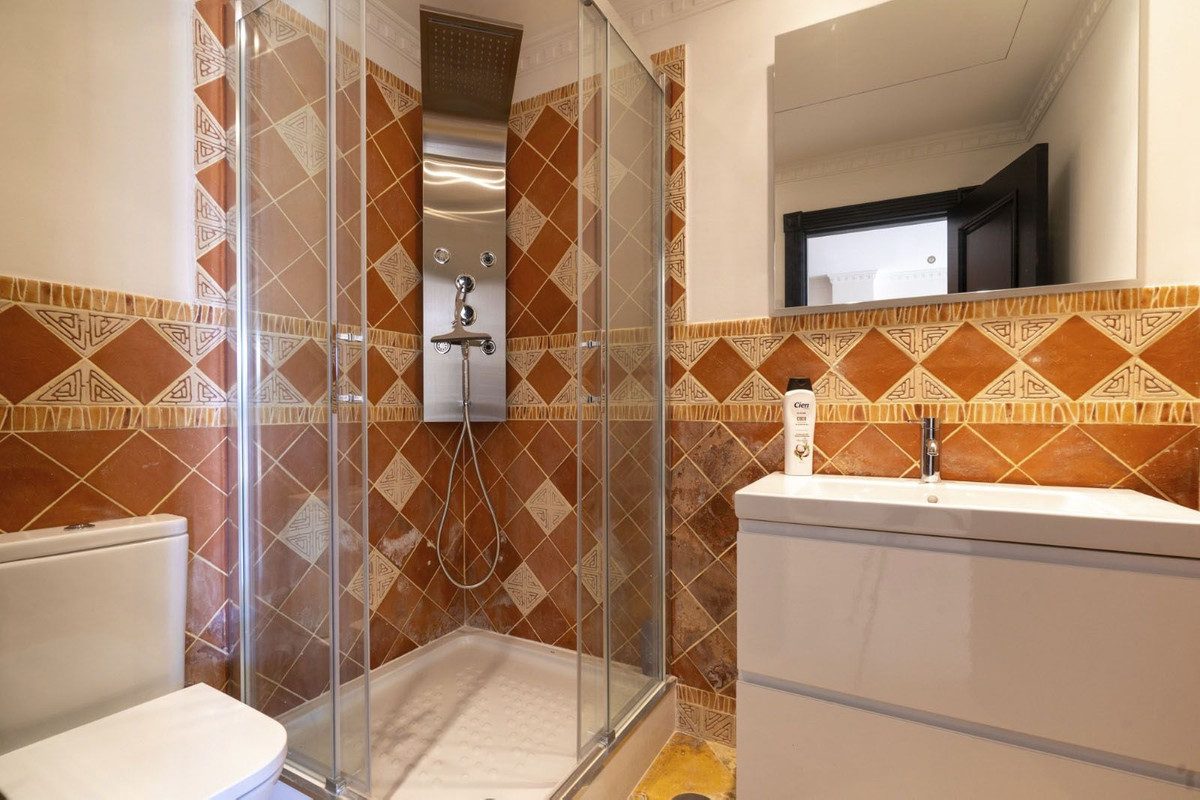 Detached Villa in Mijas, Costa del Sol – 5 beds – 3650000 € - photo 16 of 24