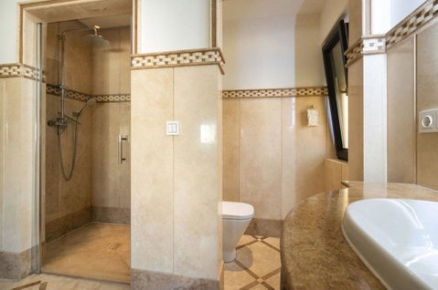 Detached Villa in Mijas, Costa del Sol – 5 beds – 3650000 € - photo 17 of 24