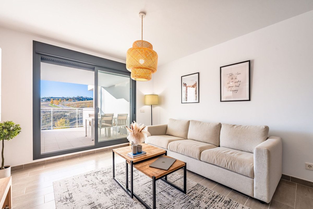 Middle Floor Apartment in Mijas, Costa del Sol – 3 beds – 395000 € - photo 9 of 33