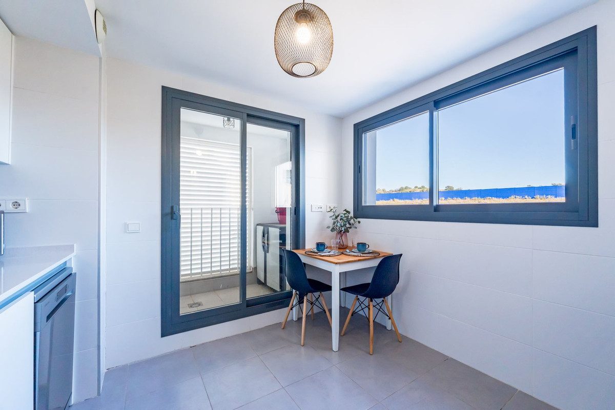Middle Floor Apartment in Mijas, Costa del Sol – 3 beds – 395000 € - photo 14 of 33