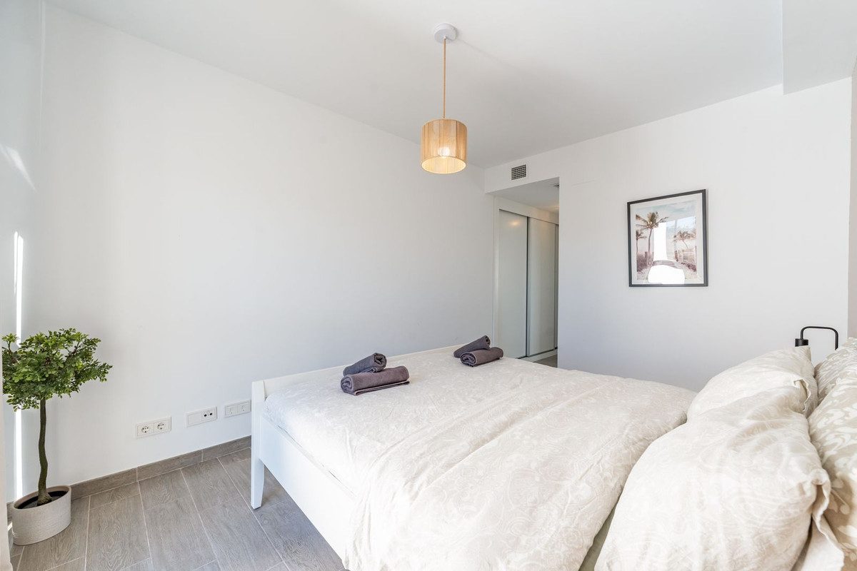 Middle Floor Apartment in Mijas, Costa del Sol – 3 beds – 395000 € - photo 15 of 33