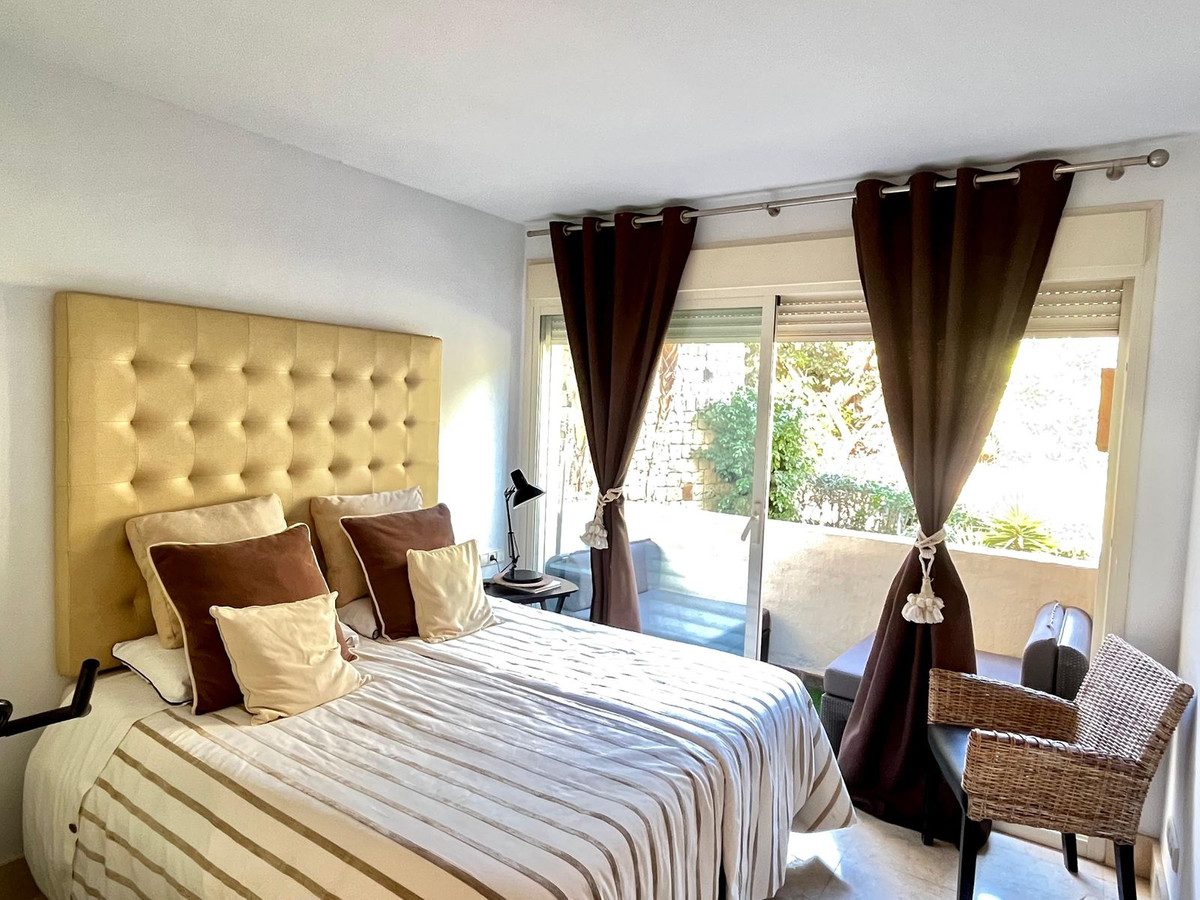 Middle Floor Apartment in Marbella, Costa del Sol – 3 beds – 699000 € - photo 3 of 27