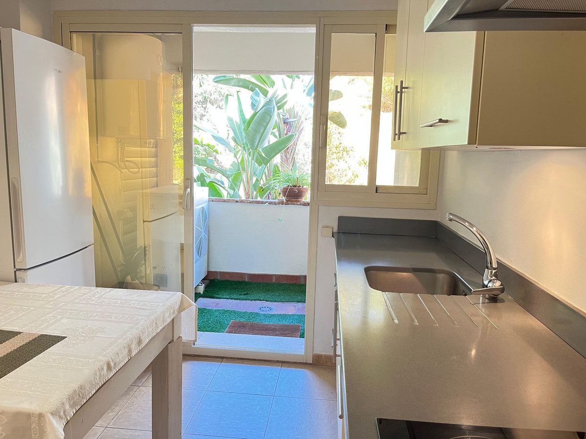 Middle Floor Apartment in Marbella, Costa del Sol – 3 beds – 699000 € - photo 15 of 27