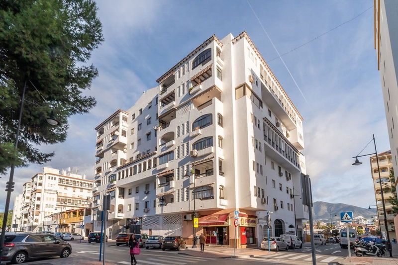 Middle Floor Apartment in Fuengirola, Costa del Sol – 3 beds – 277000 €