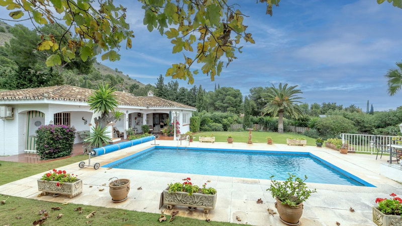 Detached Villa in Benalmadena, Costa del Sol – 3 beds – 750000 €