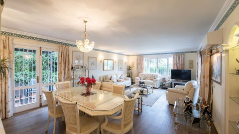Detached Villa in Benalmadena, Costa del Sol – 3 beds – 750000 € - photo 2 of 10
