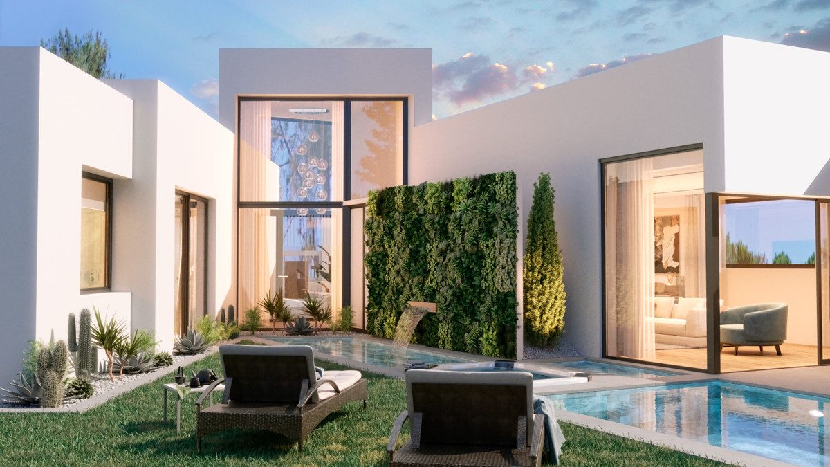 Detached Villa in Marbella, Costa del Sol – 5 beds – 1800000 € - photo 1 of 17