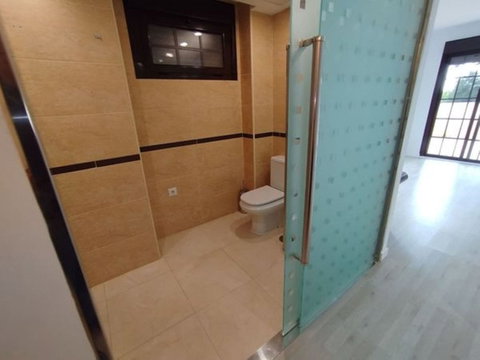 Middle Floor Apartment in Benalmadena, Costa del Sol – 2 beds – 365000 € - photo 6 of 15