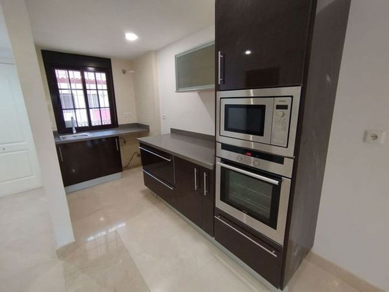 Middle Floor Apartment in Benalmadena, Costa del Sol – 4 beds – 719000 €