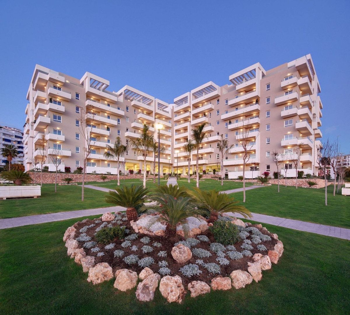 Middle Floor Apartment in Marbella, Costa del Sol – 3 beds – 420000 € - photo 1 of 20
