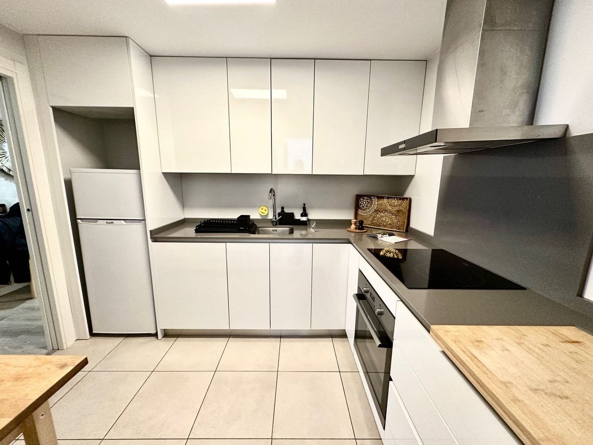 Middle Floor Apartment in Marbella, Costa del Sol – 3 beds – 420000 € - photo 11 of 20