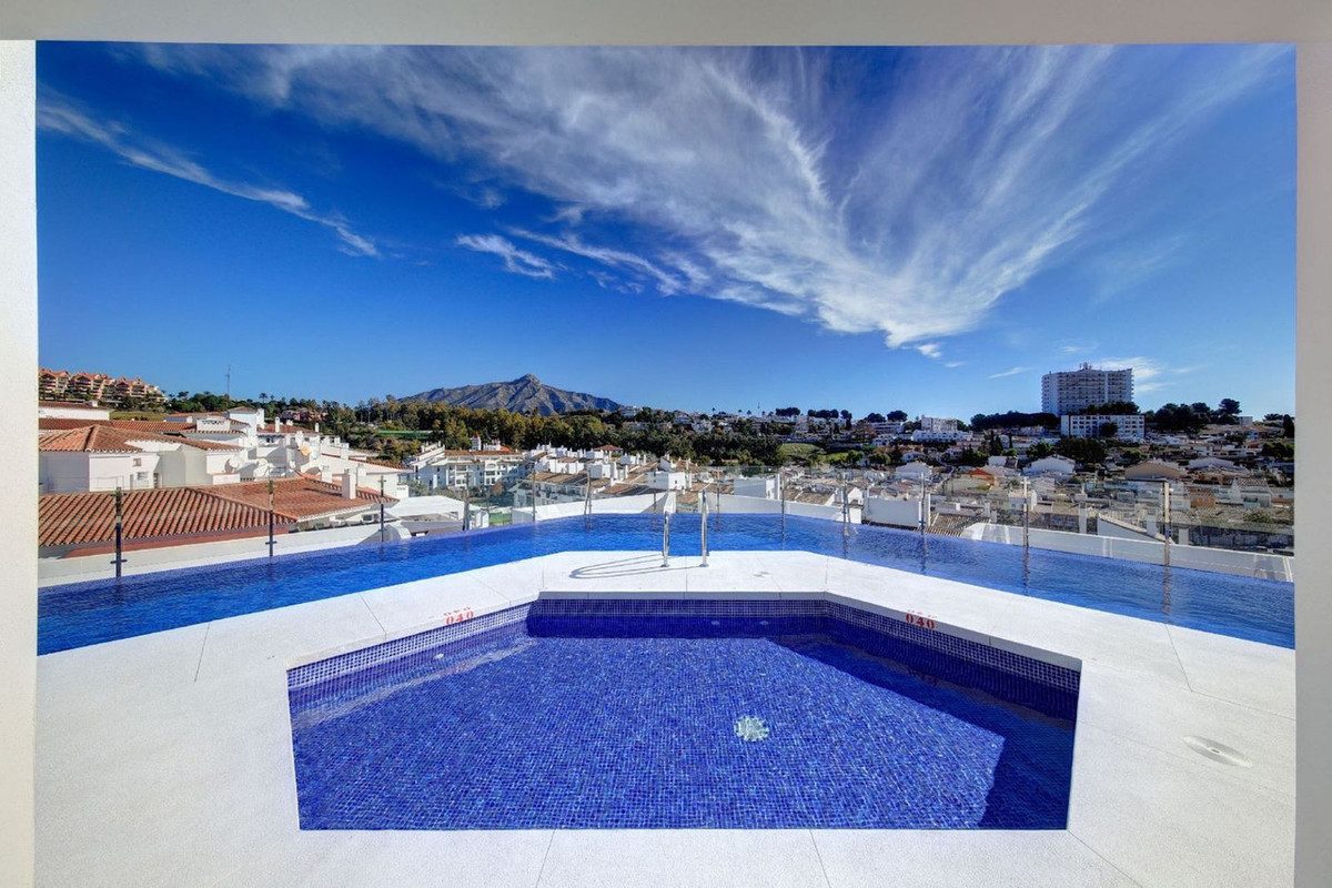 Middle Floor Apartment in Marbella, Costa del Sol – 3 beds – 420000 € - photo 19 of 20