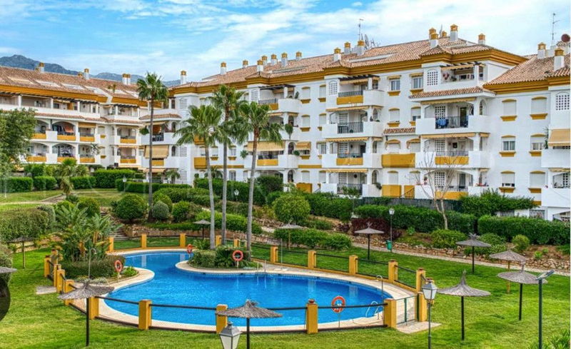 Middle Floor Apartment in Marbella, Costa del Sol – 3 beds – 665000 €