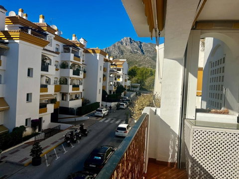 Middle Floor Apartment in Marbella, Costa del Sol – 3 beds – 665000 € - photo 6 of 24
