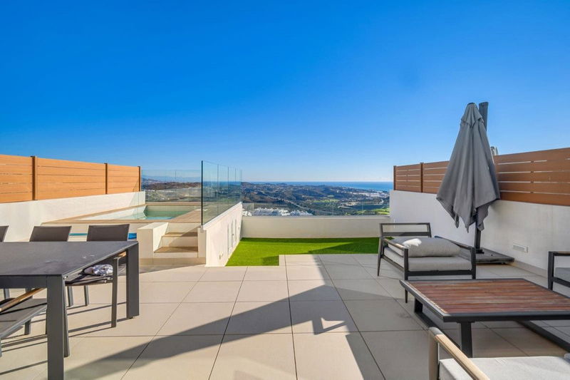 Middle Floor Apartment in Mijas, Costa del Sol – 3 beds – 779000 €