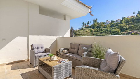 Middle Floor Apartment in Marbella, Costa del Sol – 2 beds – 575000 € - photo 12 of 23