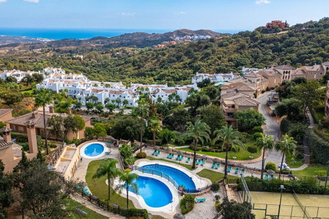 Middle Floor Apartment in Marbella, Costa del Sol – 2 beds – 379000 € - photo 11 of 23
