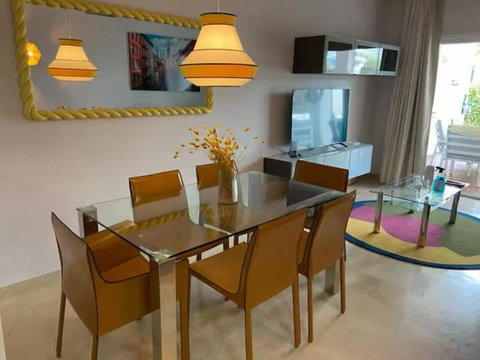 Ground Floor Apartment in Marbella, Costa del Sol – 2 beds – 445000 € - photo 4 of 18