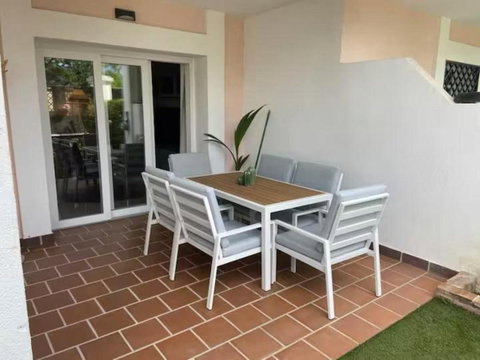 Ground Floor Apartment in Marbella, Costa del Sol – 2 beds – 445000 € - photo 11 of 18