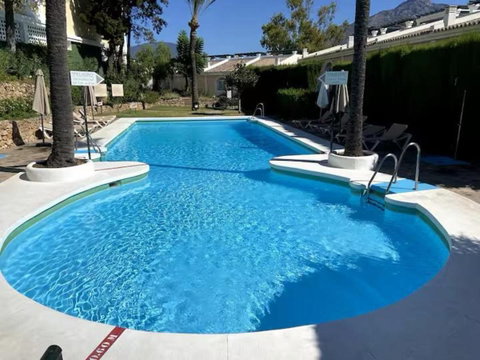 Ground Floor Apartment in Marbella, Costa del Sol – 2 beds – 445000 € - photo 17 of 18