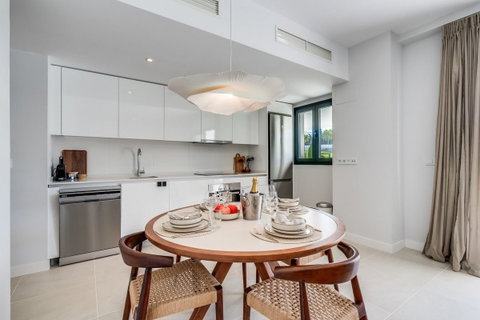 Ground Floor Apartment in Estepona, Costa del Sol – 2 beds – 475000 € - photo 15 of 25