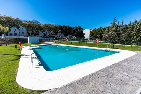 Ground Floor Apartment in Estepona, Costa del Sol – 2 beds – 475000 € - photo 22 of 25