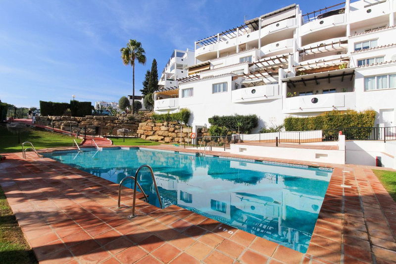 Middle Floor Apartment in Mijas, Costa del Sol – 2 beds – 257000 €
