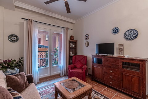 Middle Floor Apartment in Benahavís, Costa del Sol – 1 beds – 250000 € - photo 7 of 32