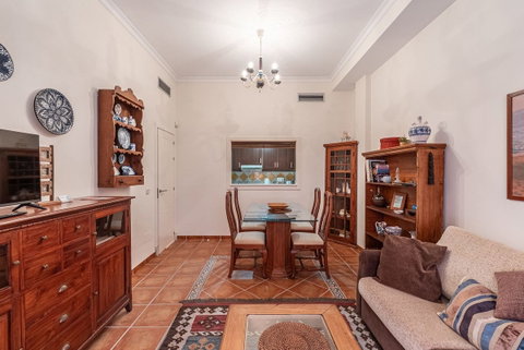 Middle Floor Apartment in Benahavís, Costa del Sol – 1 beds – 250000 € - photo 8 of 32