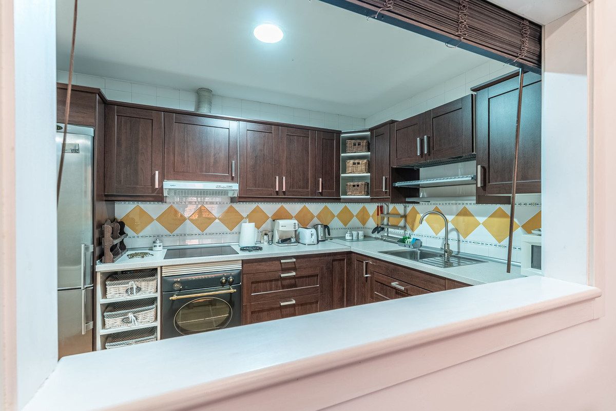 Middle Floor Apartment in Benahavís, Costa del Sol – 1 beds – 250000 € - photo 15 of 32
