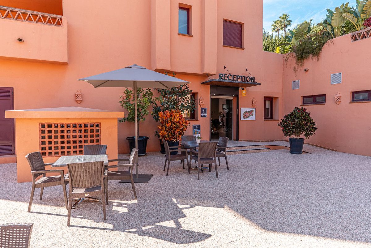 Middle Floor Apartment in Benahavís, Costa del Sol – 1 beds – 250000 € - photo 27 of 32